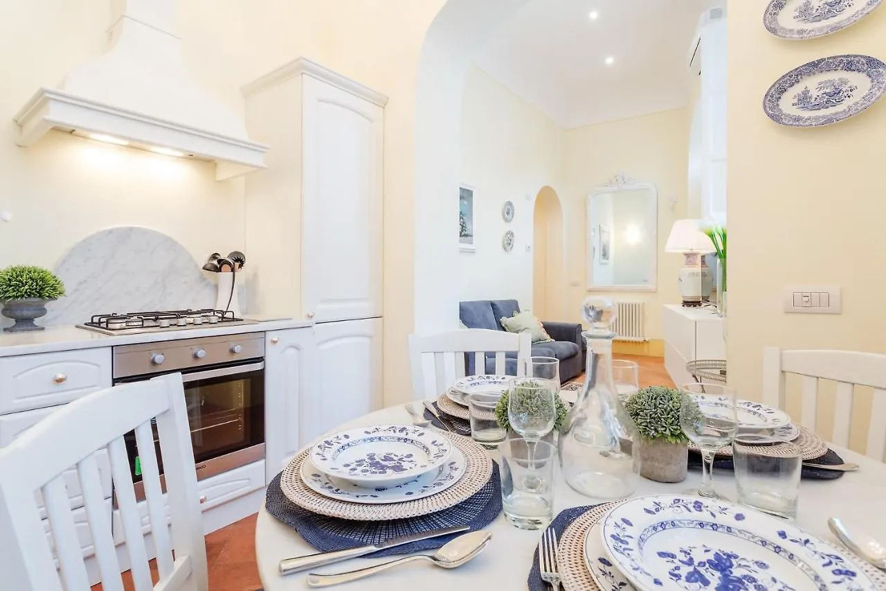 Casa Vera, Exquisite 2 Bedrooms 2 Baths Apartment With Garden, A/C, Close To Parking Λούκα